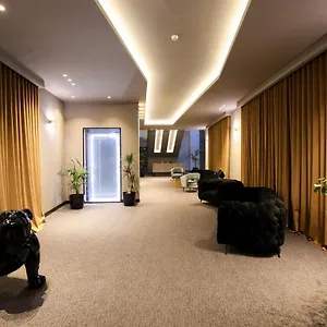 Отель The View Boutique